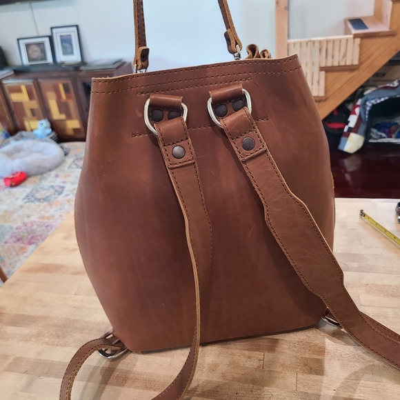 Saddleback Leather Bucket Backpack In Tobacco - Picture 12 of 13